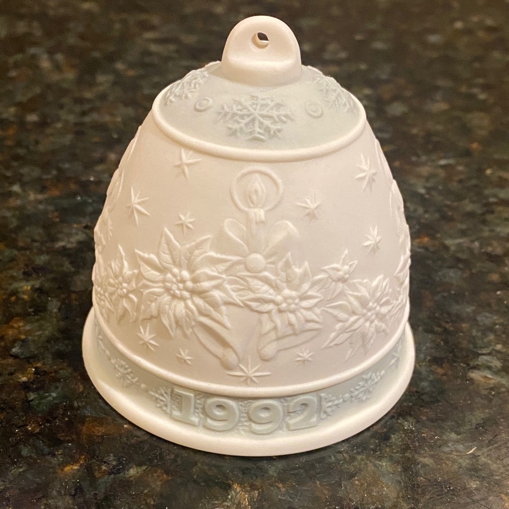 NEW 🎄Lladró 1992 Bell Ornament Mint Condition 🔔